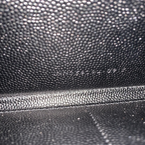 YSL MONOGRAM GRAIN DE POUDRE WALLET - Picture 6 of 6